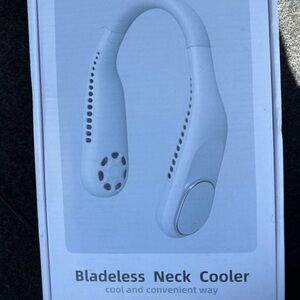 Neck cooler